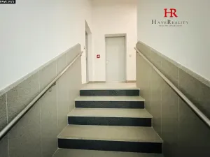 Pronájem bytu 2+kk, Benešov, Tyršova, 77 m2