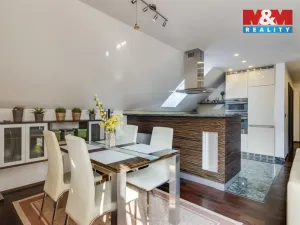 Prodej rodinného domu, Cheznovice, 227 m2