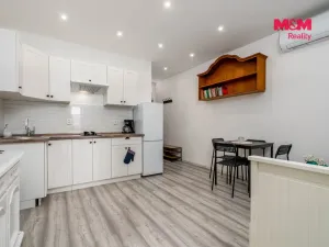 Prodej činžovního domu, Mařenice, 1190 m2