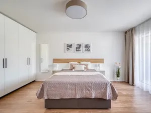 Pronájem bytu 2+kk, Praha - Karlín, Thámova, 59 m2