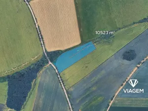 Prodej podílu pole, Dříteň, 2630 m2