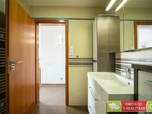 Prodej bytu 3+kk, Praha, Studnická, 73 m2