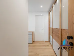 Pronájem bytu 2+kk, Praha - Bubeneč, Vítězné náměstí, 62 m2