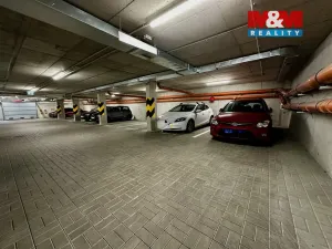 Pronájem garážového stání, Pardubice - Pardubičky, Východní, 14 m2