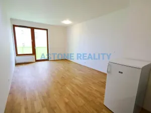 Pronájem bytu 2+kk, Praha - Strašnice, U hranic, 50 m2