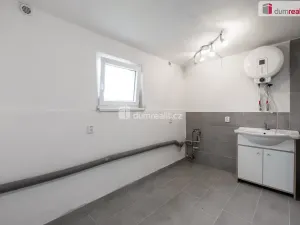 Pronájem skladu, Hředle, 753 m2