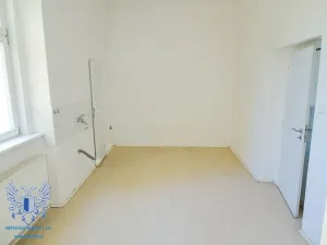 Pronájem kanceláře, Mělník, Legionářů, 105 m2