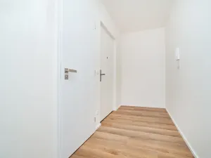 Pronájem bytu 4+kk, Praha - Vysočany, Svatošových, 99 m2
