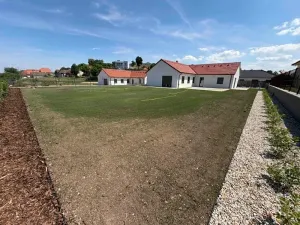 Pronájem rodinného domu, Nový Šaldorf-Sedlešovice, 190 m2
