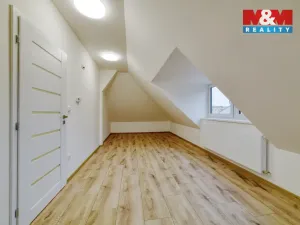 Pronájem bytu 3+kk, Luby, Revoluční, 74 m2