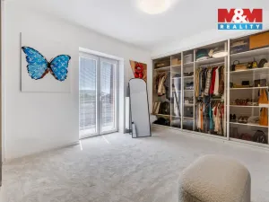 Prodej bytu 4+kk, Králův Dvůr - Levín, Na Lucberku, 141 m2