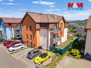 Prodej bytu 4+kk, Králův Dvůr - Levín, Na Lucberku, 141 m2