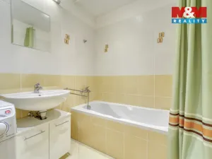 Prodej bytu 2+kk, Praha, Sazovická, 47 m2