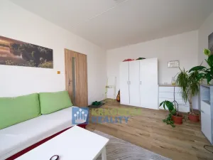 Prodej bytu 1+kk, Trutnov - Horní Staré Město, Za Komínem, 32 m2