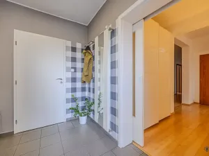 Prodej rodinného domu, Bruzovice, 320 m2