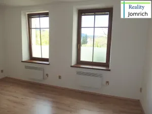Pronájem bytu 2+1, Liberec, Na Srázu, 52 m2