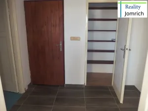 Pronájem bytu 2+1, Liberec, Na Srázu, 52 m2