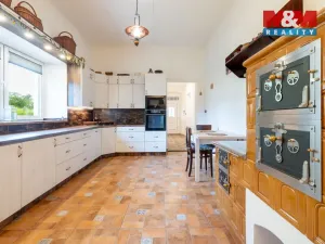 Prodej rodinného domu, Moravec, 220 m2