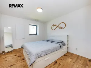 Prodej činžovního domu, Černuc, 330 m2