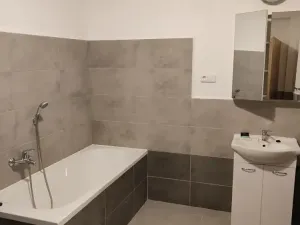 Pronájem bytu 2+kk, Třebíč, Karlovo nám., 46 m2