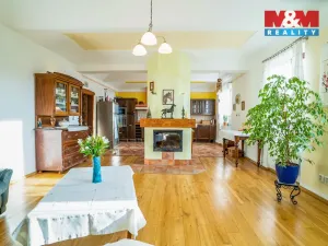 Prodej chalupy, Keblice, 290 m2