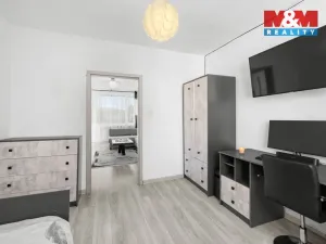 Prodej bytu 4+1, Postoloprty, Jiráskovo náměstí, 77 m2