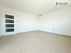 Prodej bytu 3+kk, Novalja, Chorvatsko, 68 m2