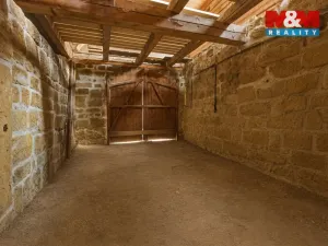 Prodej zemědělské usedlosti, Blíževedly, 250 m2