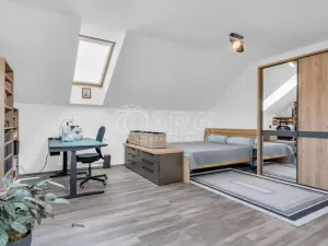 Prodej rodinného domu, Šestajovice, 255 m2