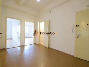 Pronájem bytu 3+1, Praha - Nusle, U gymnázia, 95 m2