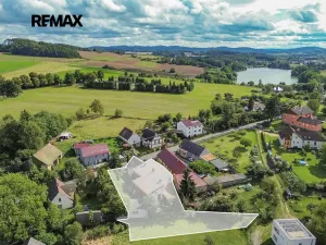 Prodej rodinného domu, Vrčeň, 437 m2