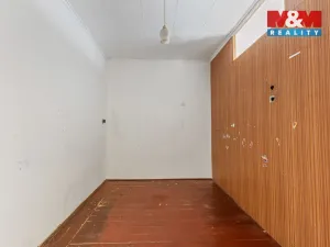 Prodej obchodního prostoru, Louny, Husova, 744 m2