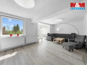 Prodej rodinného domu, Chlumec, Chlumecká, 260 m2
