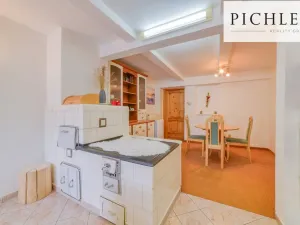 Prodej rodinného domu, Stříbrná, 341 m2