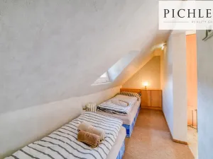 Prodej rodinného domu, Stříbrná, 341 m2