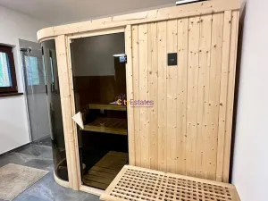 Prodej rodinného domu, Sulice, Luční, 300 m2
