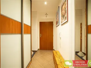 Prodej bytu 2+kk, Praha, Studnická, 93 m2