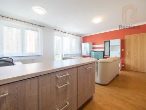 Pronájem bytu 2+kk, Brandýs nad Labem-Stará Boleslav, Kralupská, 55 m2