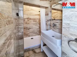 Pronájem bytu 2+kk, Karlovy Vary - Dvory, Chebská, 79 m2
