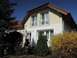 Pronájem rodinného domu, Hostivice, Řehníkova, 150 m2