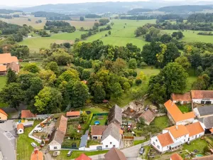Prodej zemědělské usedlosti, Kalenice, 100 m2