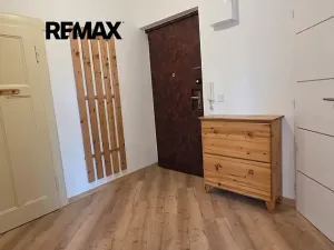 Pronájem bytu 2+kk, Praha - Záběhlice, Záběhlická, 45 m2