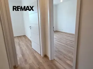Pronájem bytu 2+kk, Praha - Záběhlice, Záběhlická, 45 m2