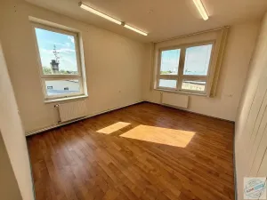 Pronájem kanceláře, Opava, 59 m2