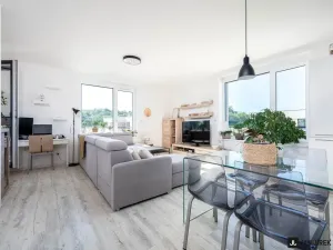 Prodej bytu 4+kk, Hradec Králové - Třebeš, Svatojánská, 102 m2
