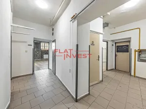 Pronájem obchodního prostoru, Praha - Vršovice, Vršovická, 233 m2