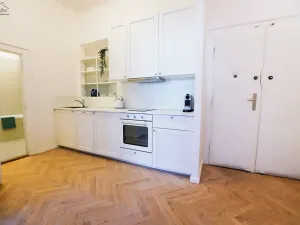 Prodej bytu 2+1, Praha - Vinohrady, Boleslavská, 65 m2