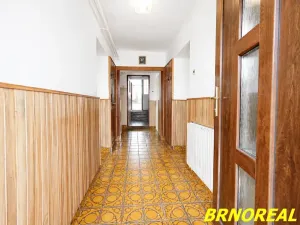 Prodej rodinného domu, Želeč, 237 m2