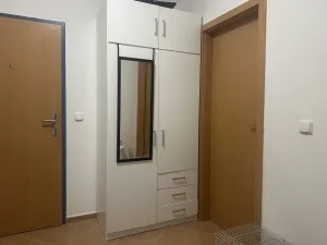 Pronájem bytu 2+kk, Liberec - Liberec XXX-Vratislavice nad Nisou, Seniorů, 54 m2