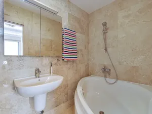 Prodej bytu 4+kk, Kostanjica, Černá Hora, 107 m2